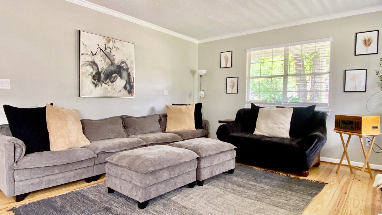 Photo of Livingroom in North Charleston