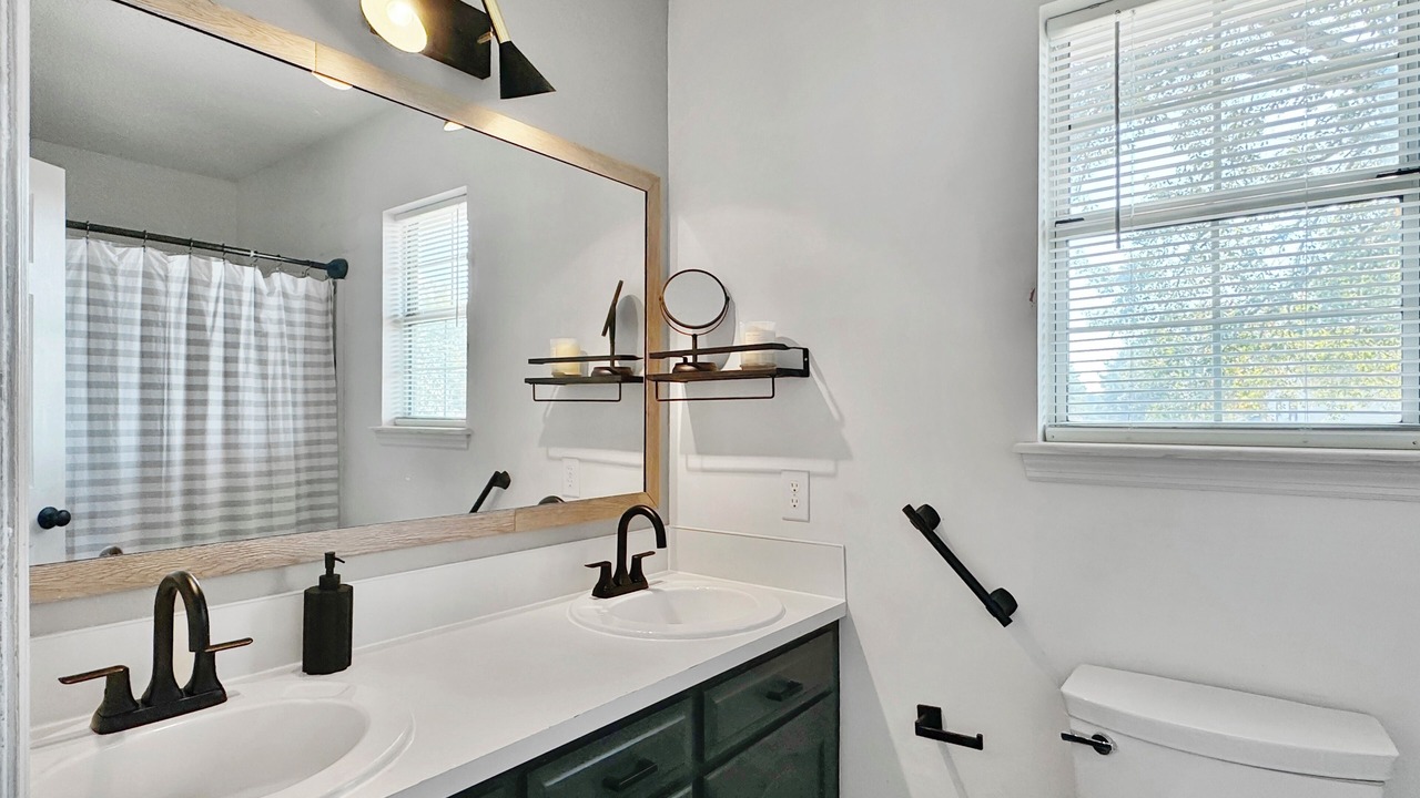 Photo of Bathroom in North Charleston