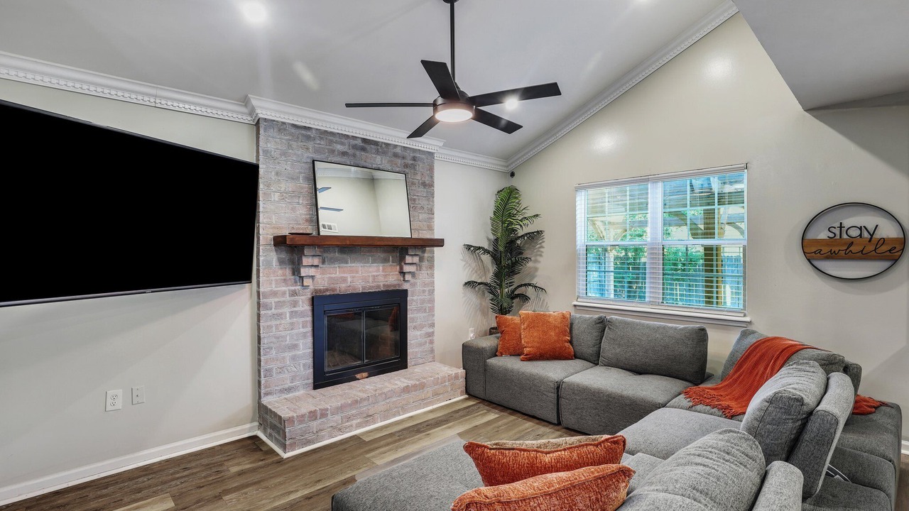 Photo of Livingroom in North Charleston