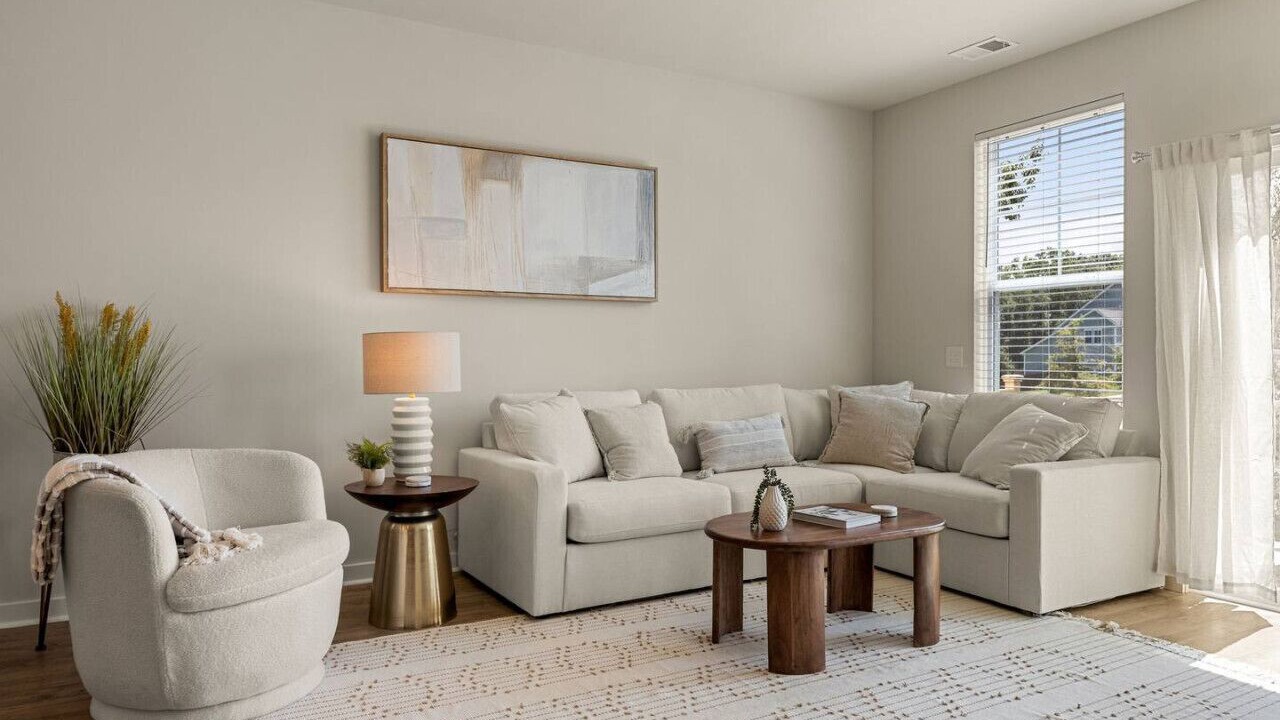 Photo of Livingroom in Goose Creek