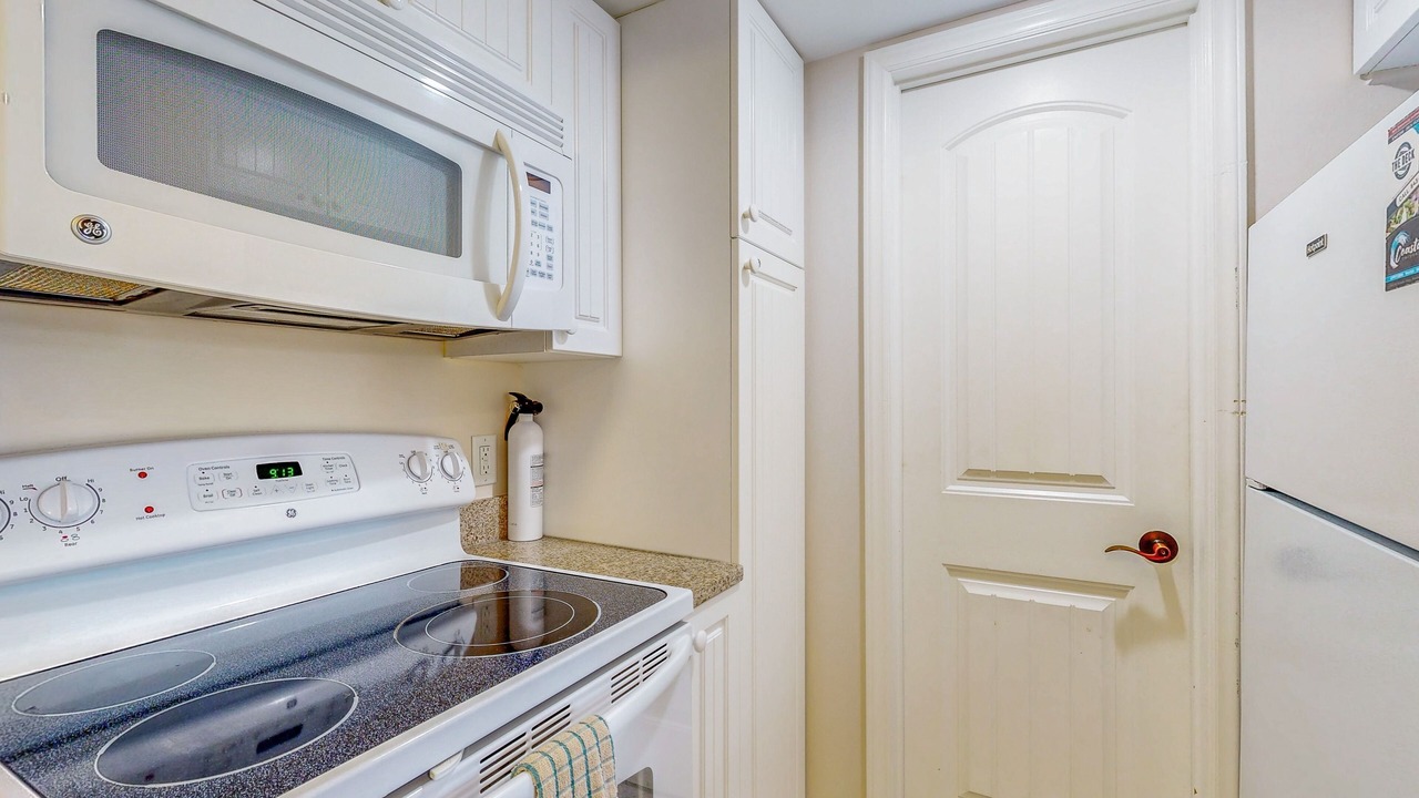 Photo of Kitchen in North Litchfield Beach