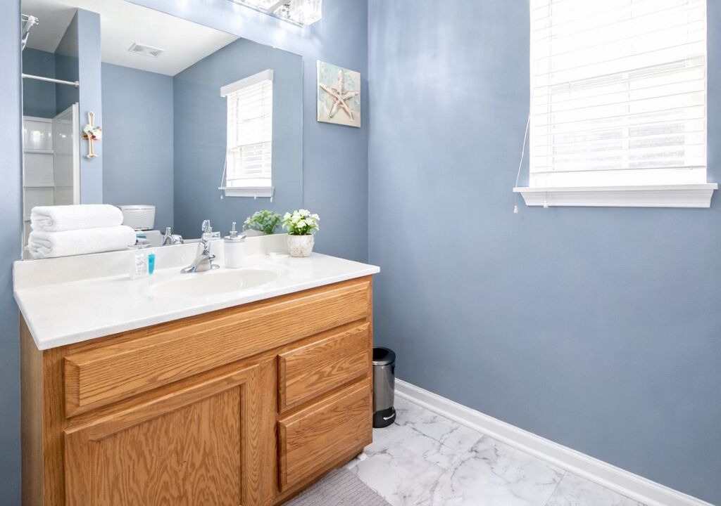 Photo of Bathroom in Huntcliff