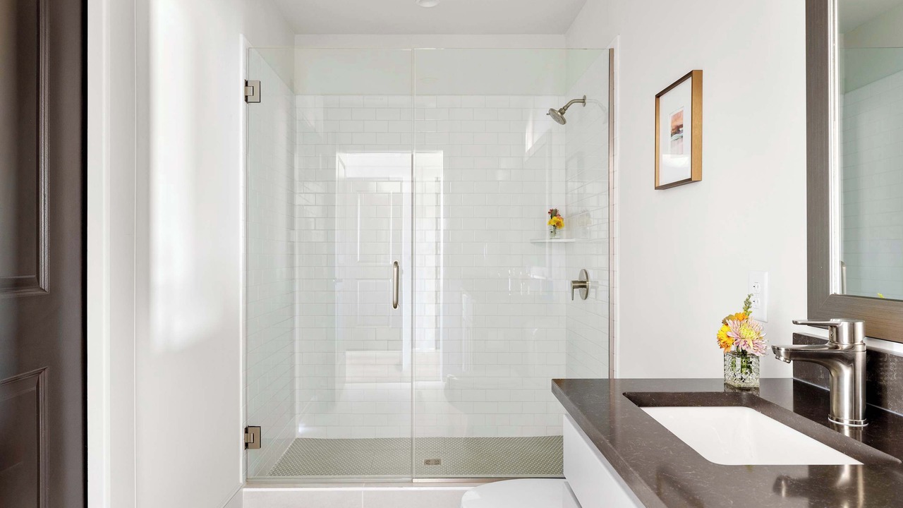 Photo of Bathroom in Cannonborough Elliotborough