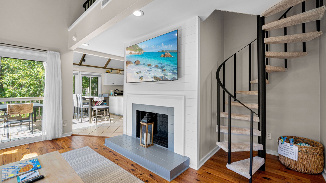 Photo of Livingroom in Night Heron