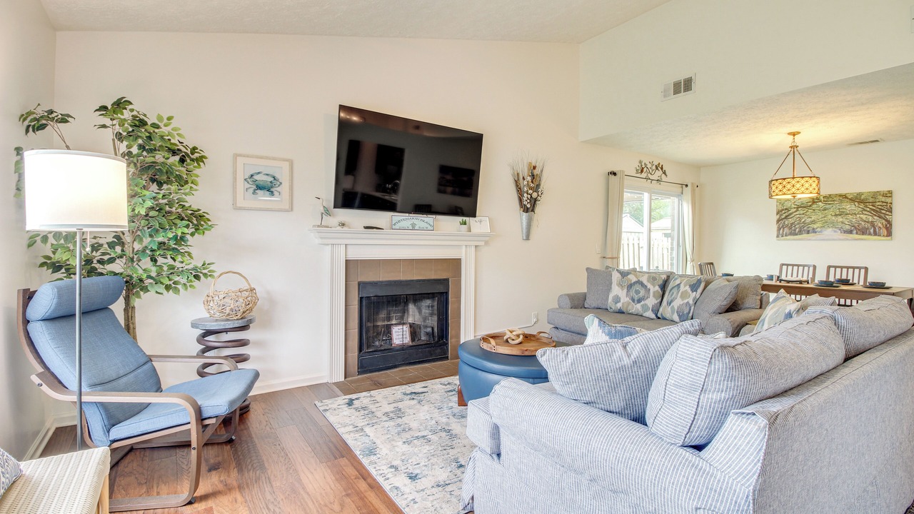 Photo of Bedroom in Whitemarsh Island