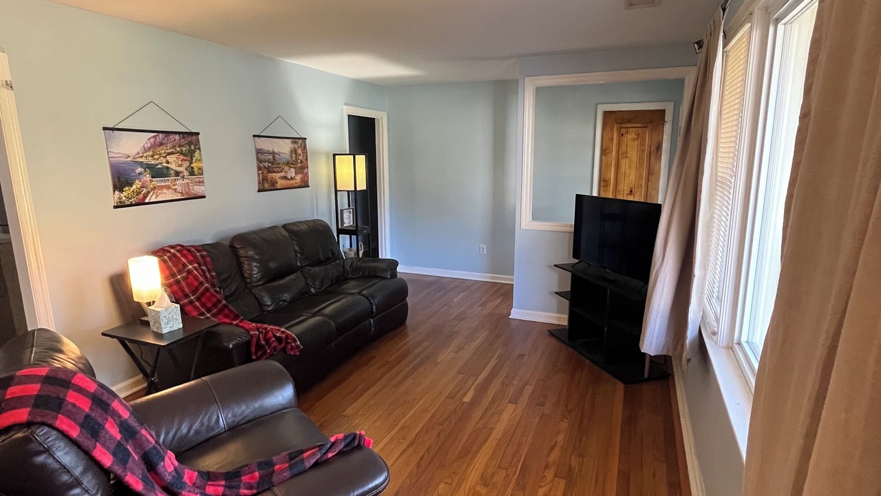 Photo of Livingroom in West Ashley
