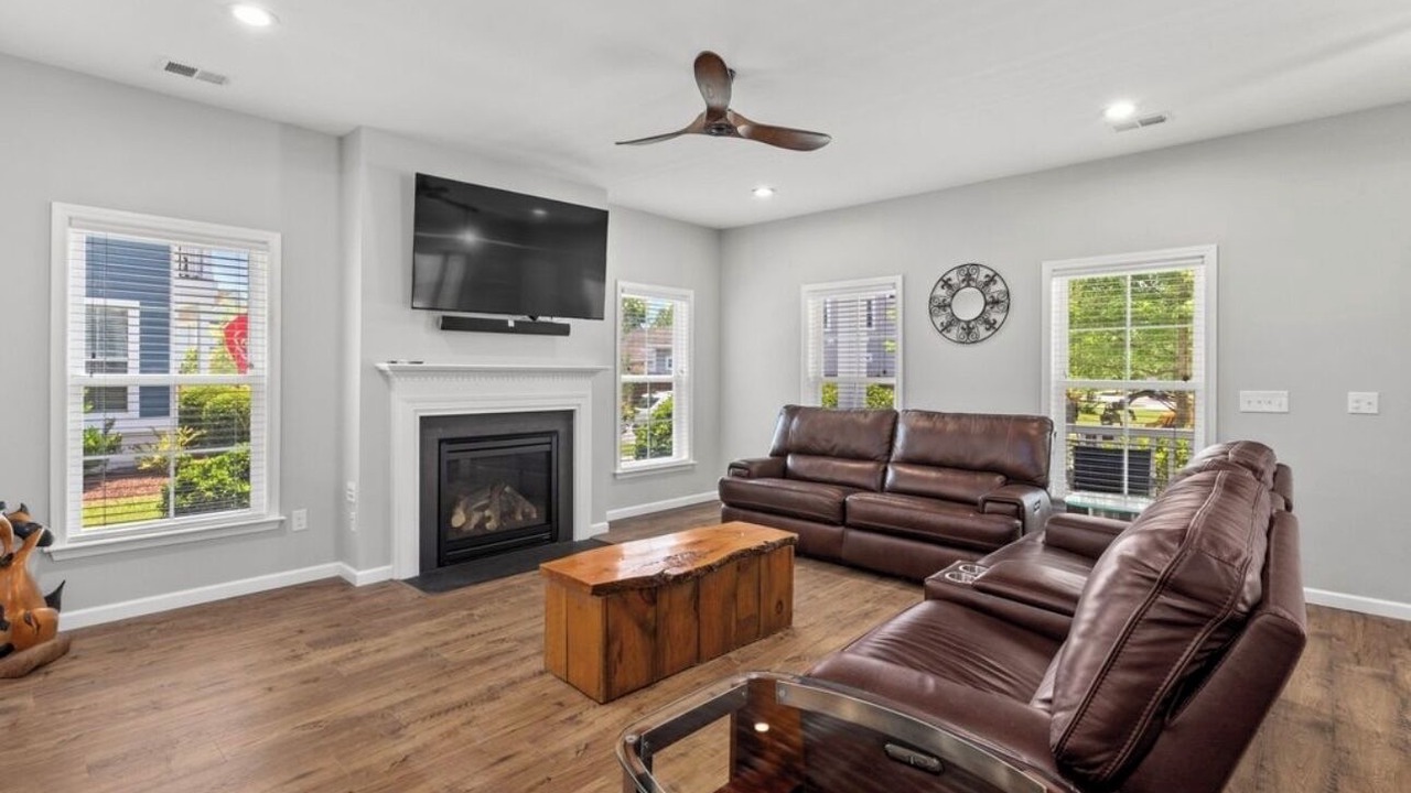 Photo of Livingroom in Johns Island