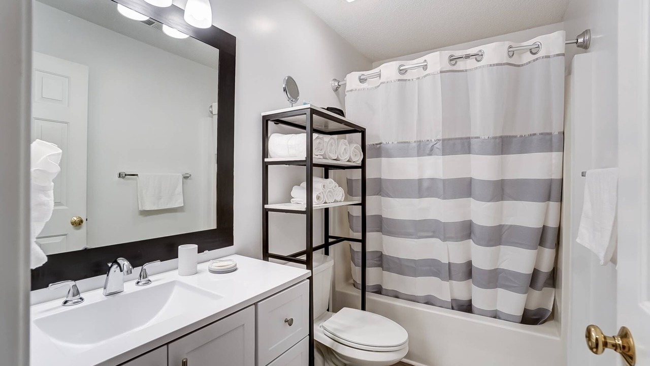 Photo of Bathroom in Wingate