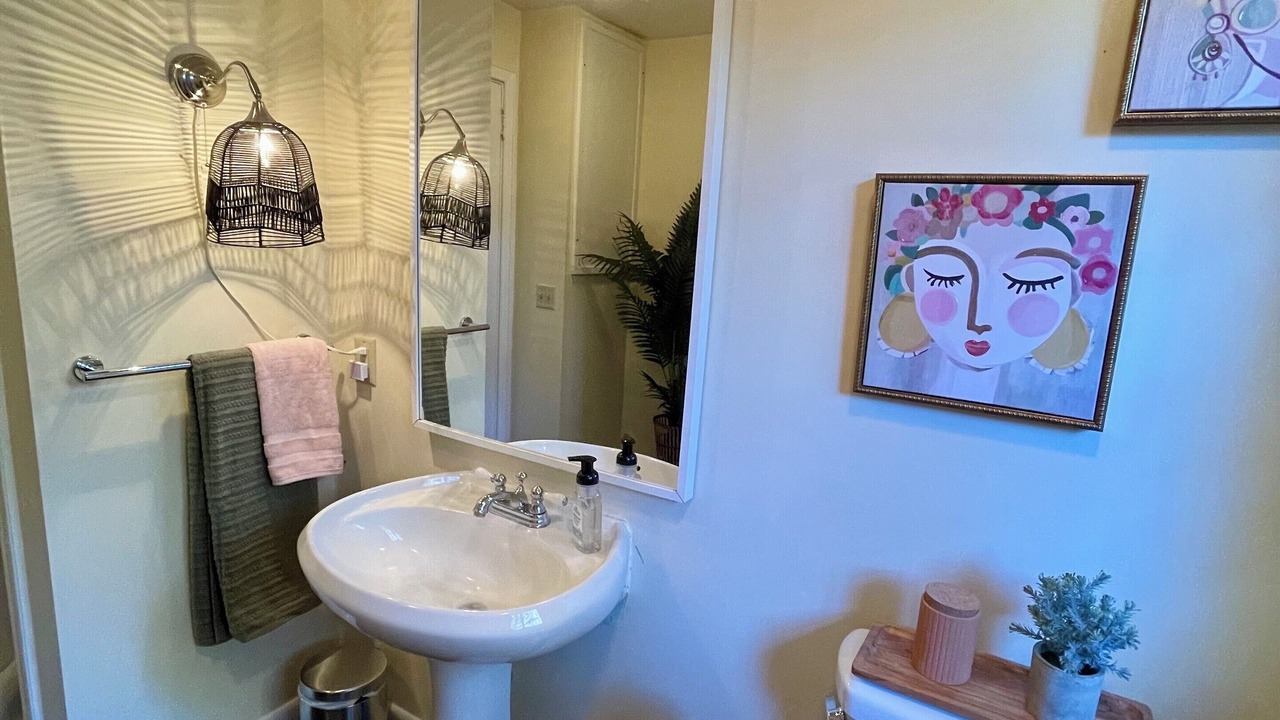 Photo of Bathroom in Mossy Oaks