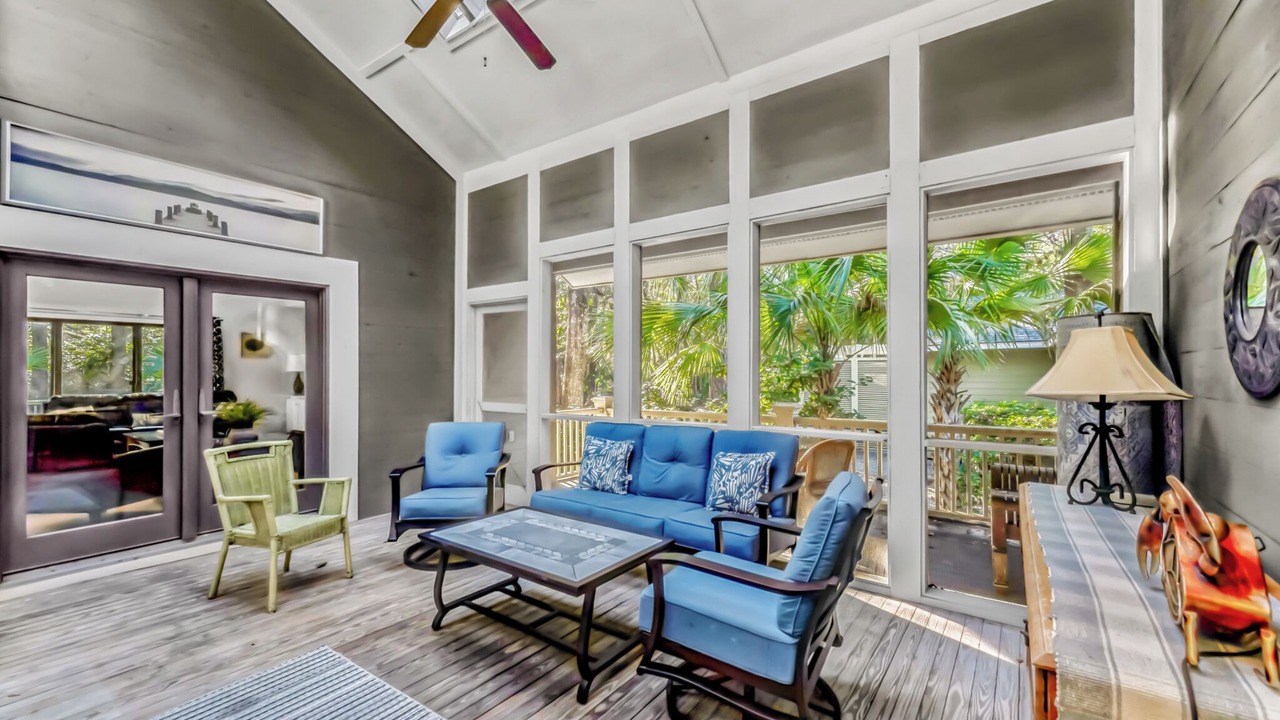 Photo of Livingroom in West Beach