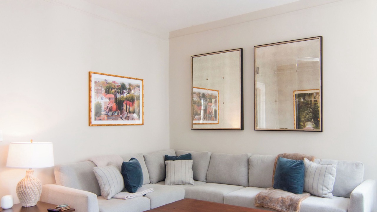 Photo of Livingroom in South of Broad