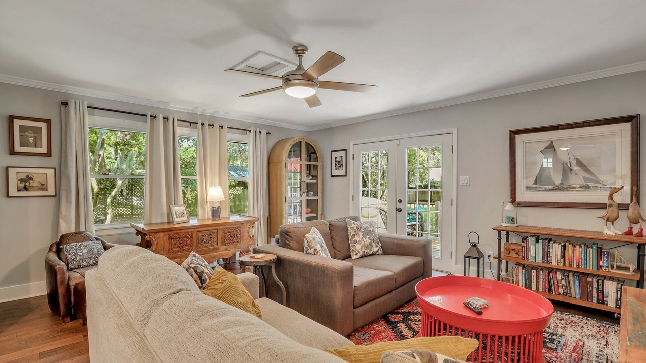 Photo of Livingroom in Johns Island
