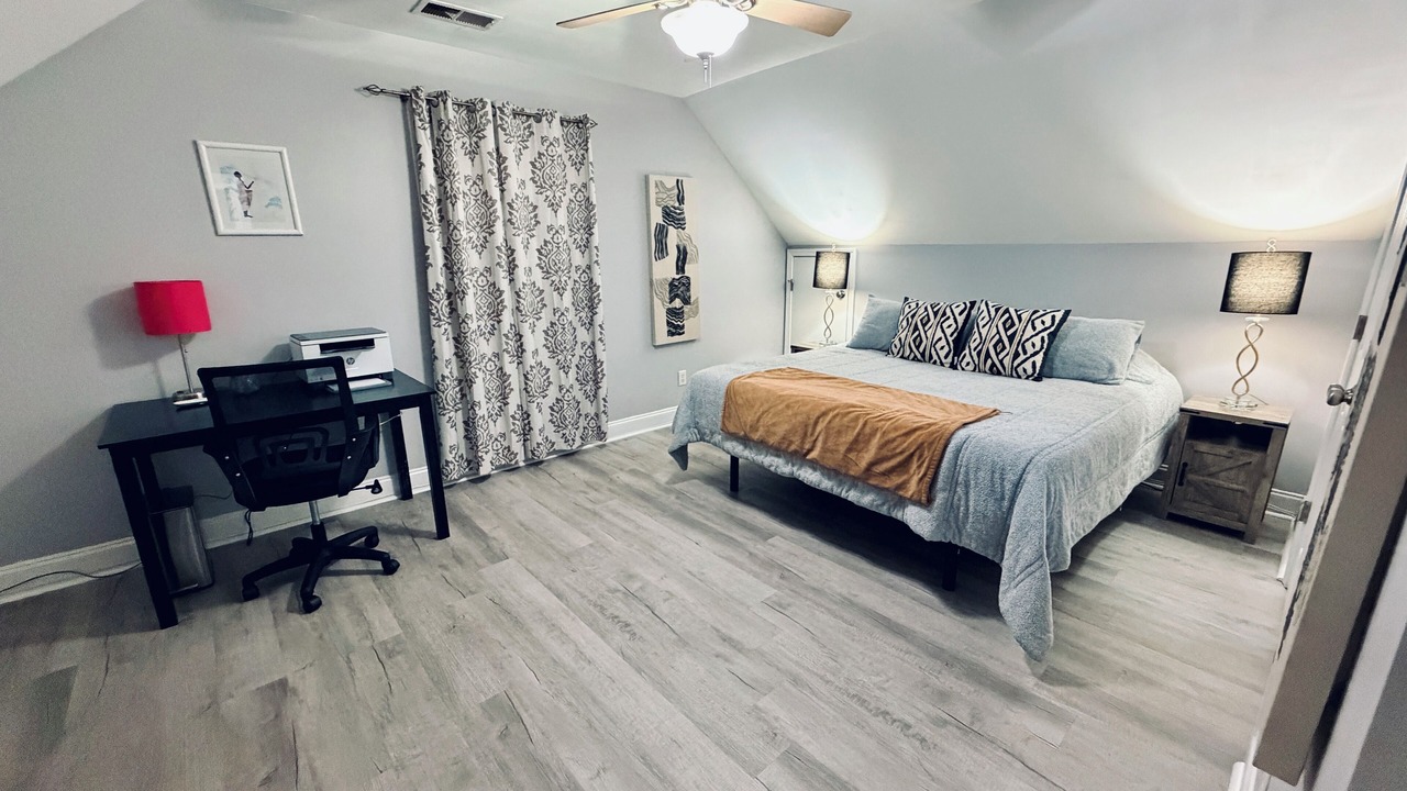 Photo of Bedroom in Rosewood