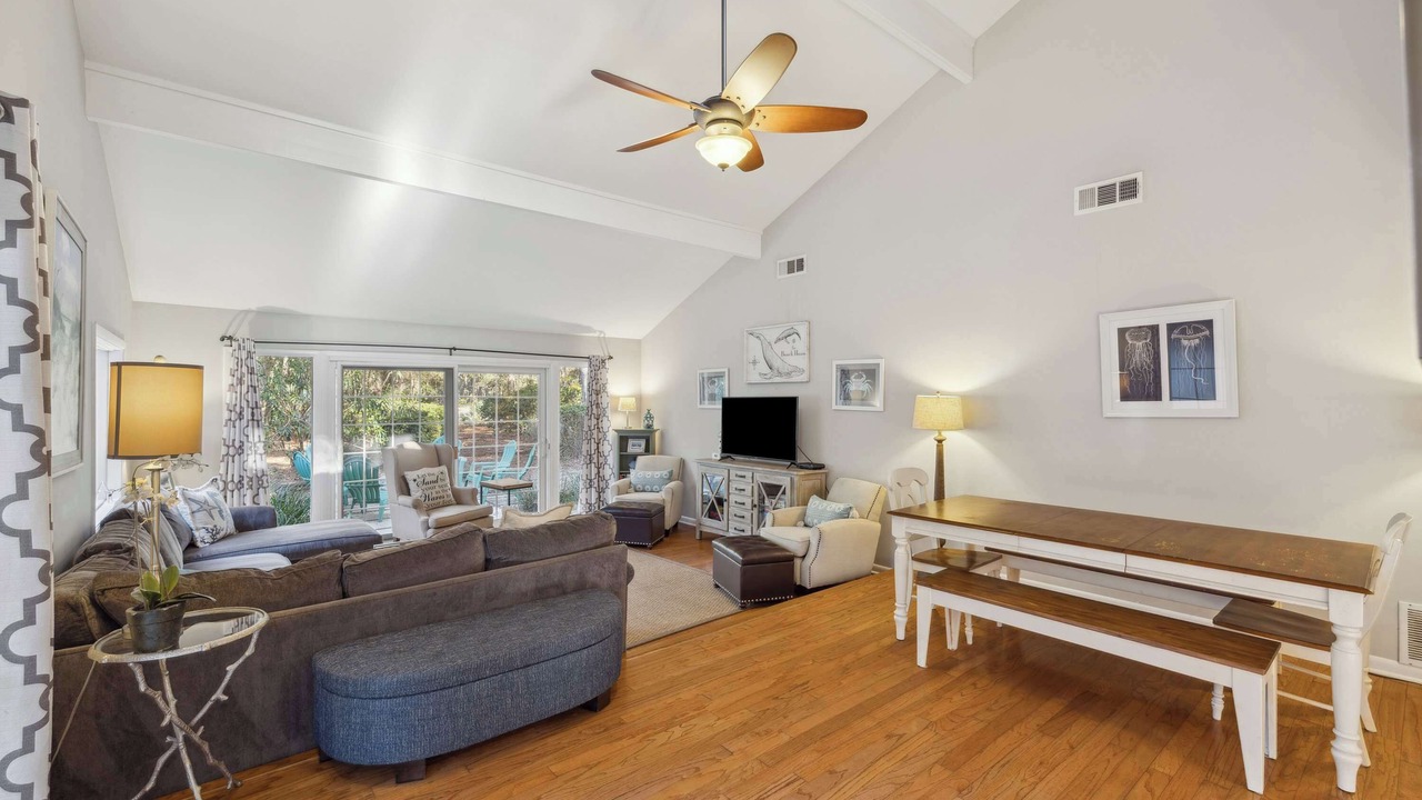 Photo of Bedroom in Lawton Woods