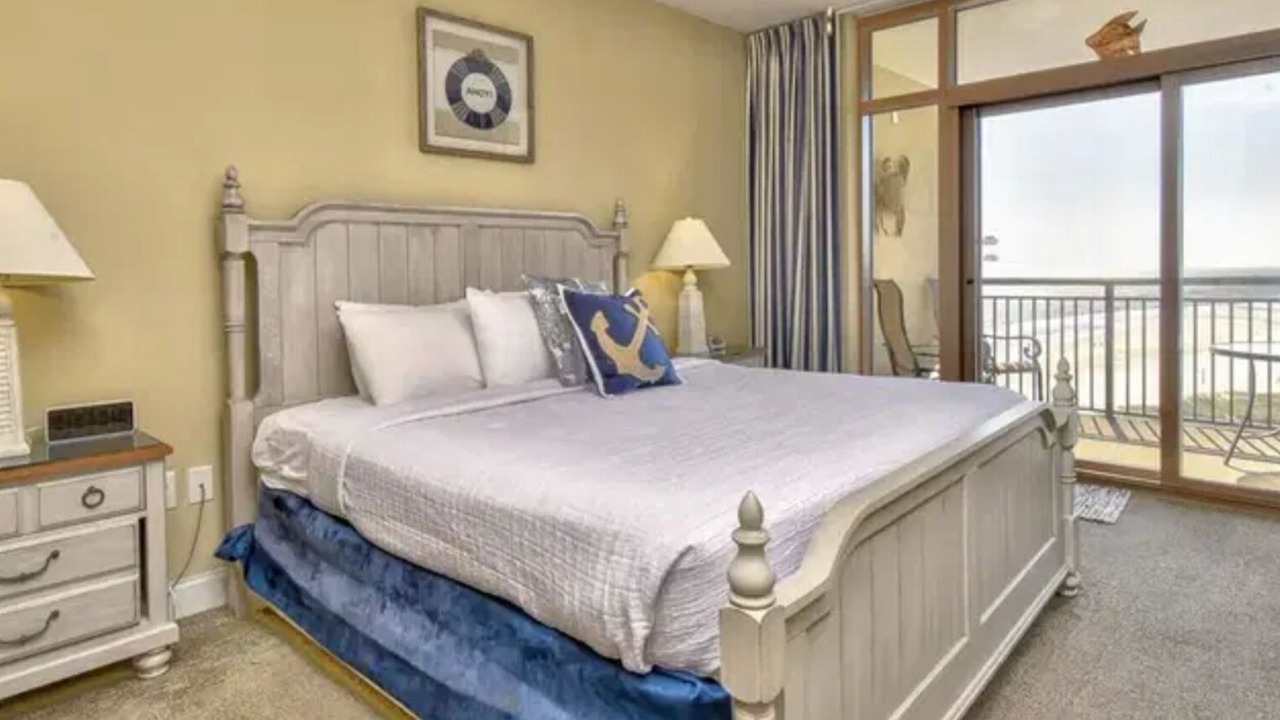 Photo of Bedroom in Windy Hill