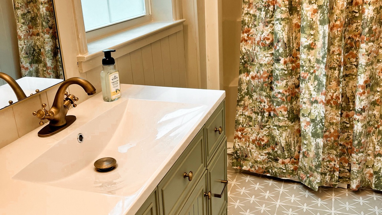 Photo of Bathroom in West Ashley