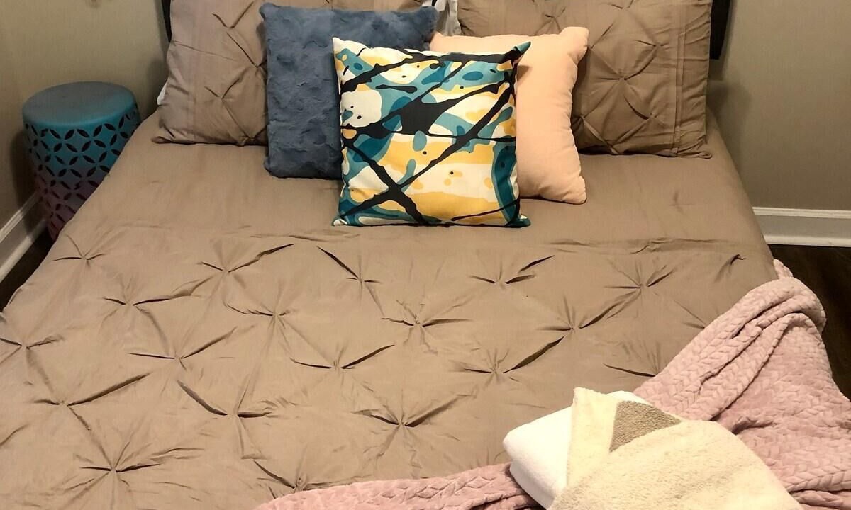 Photo of Bedroom in Goose Creek
