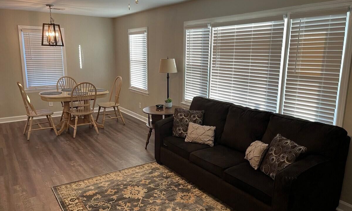 Photo of Livingroom in Goose Creek