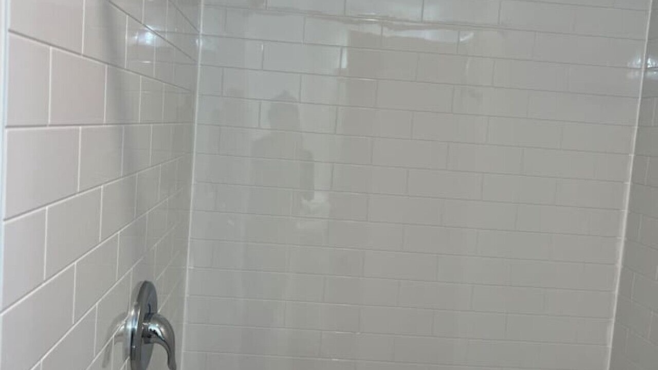 Photo of Bathroom in Ponderosa - Wingate