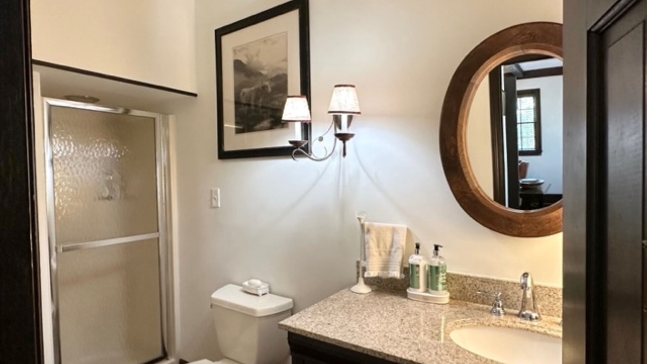 Photo of Bathroom in Forest Hills