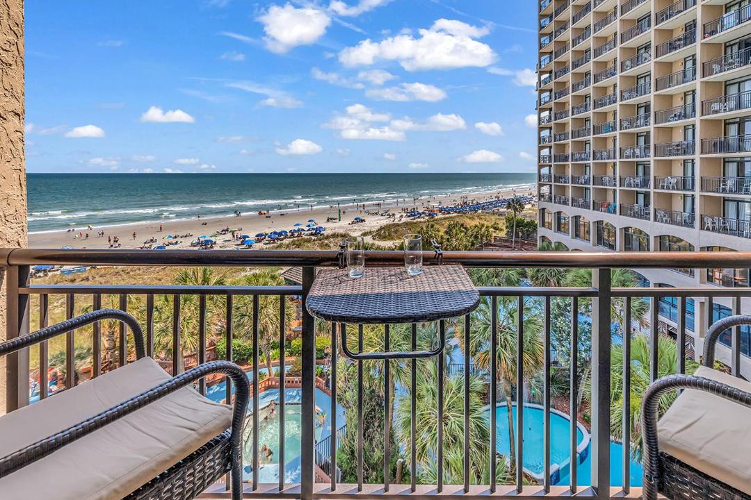 Photo of Patio Balcony in Windy Hill