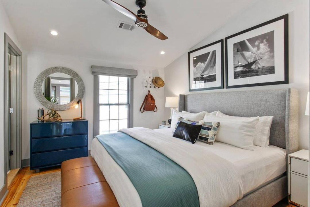 Photo of Bedroom in Beach Institute