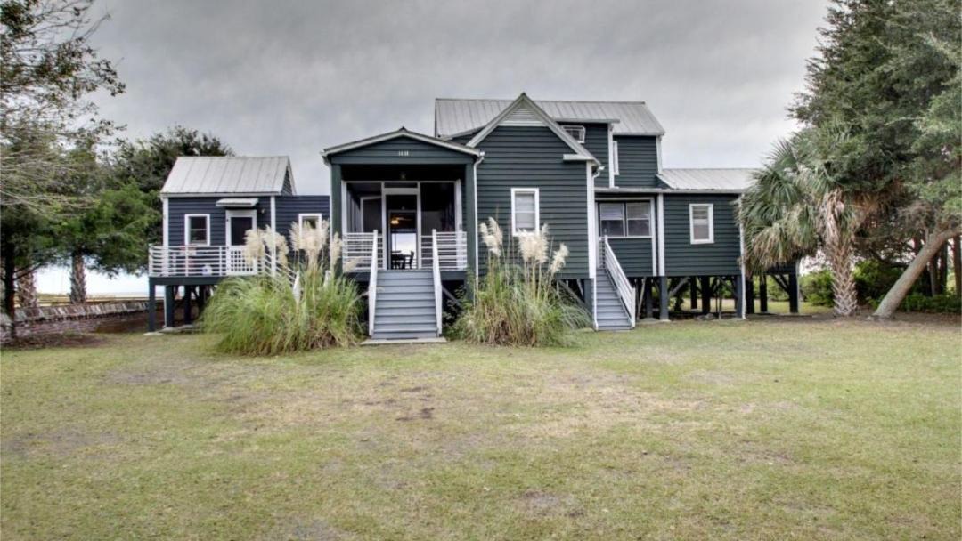 Photo of Others in Sullivan's Island