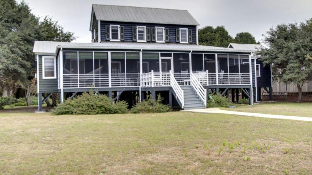 Photo of Others in Sullivan's Island