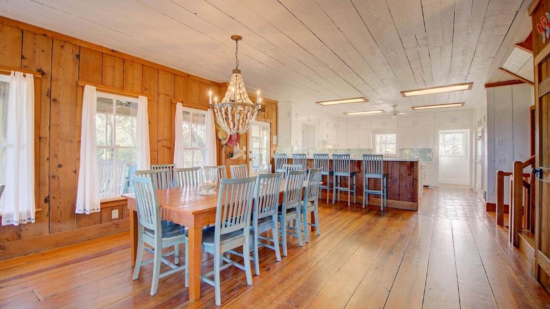 Photo of Kitchen in Debordieu Colony