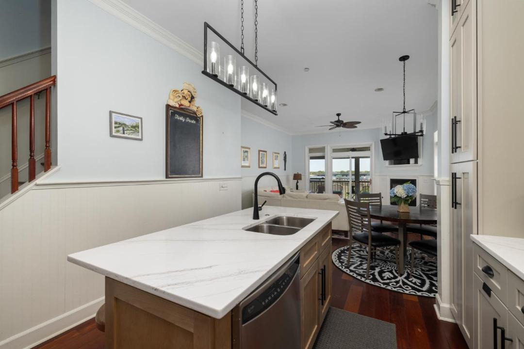 Photo of Kitchen in Waters Edge