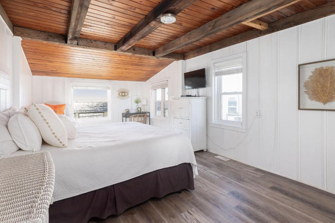 Photo of Bedroom in Folly Beach