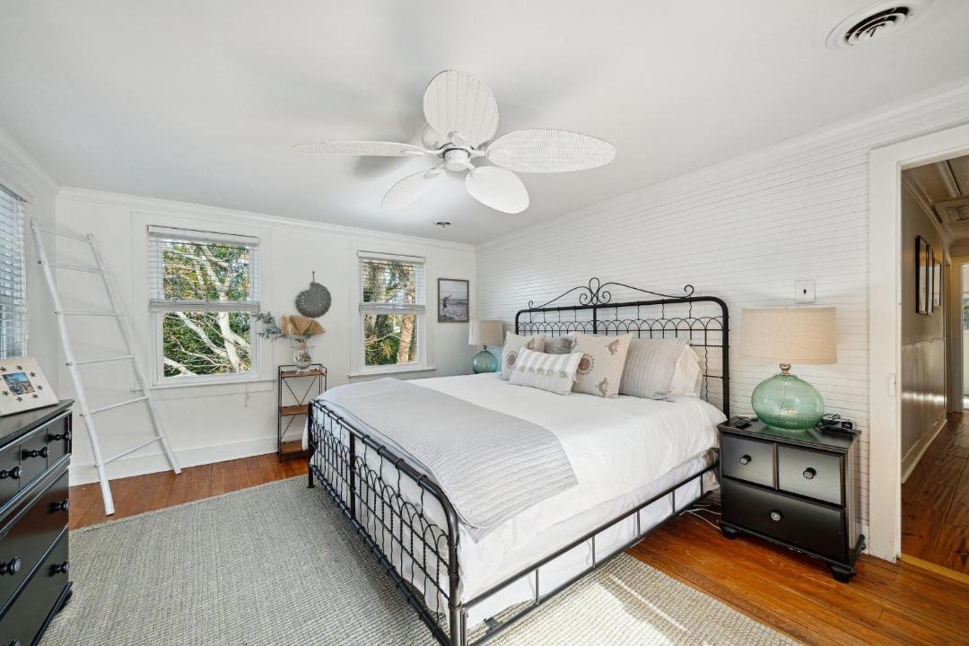 Photo of Bedroom in Isle of Palms