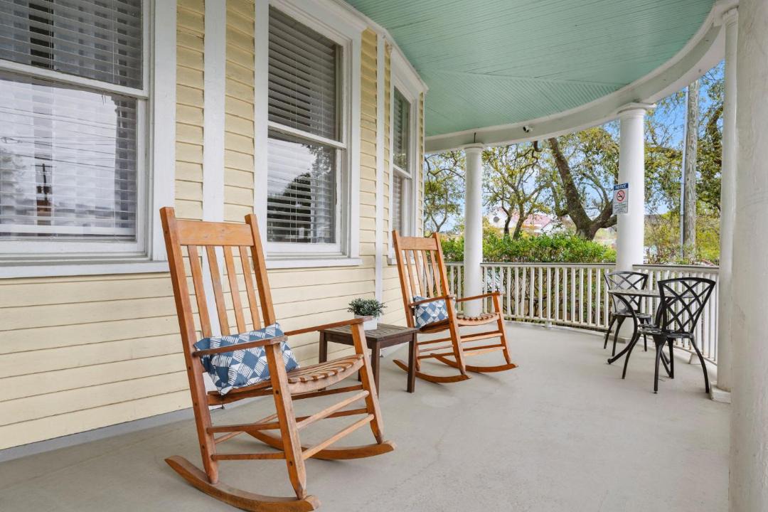 Photo of Patio Balcony in Cannonborough Elliotborough