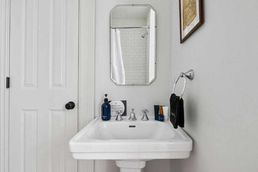 Photo of Bathroom in Cannonborough Elliotborough