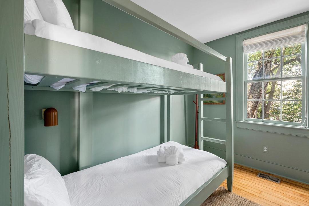 Photo of Bedroom in Cannonborough Elliotborough