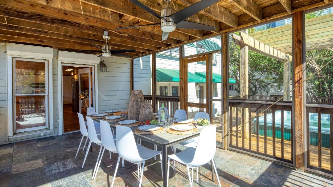 Photo of Patio Balcony in Sullivan's Island