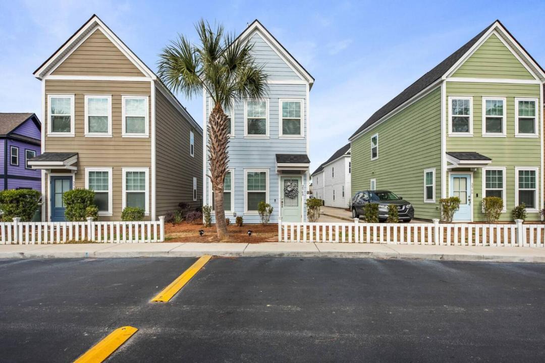 Photo of Buildings in Goose Creek