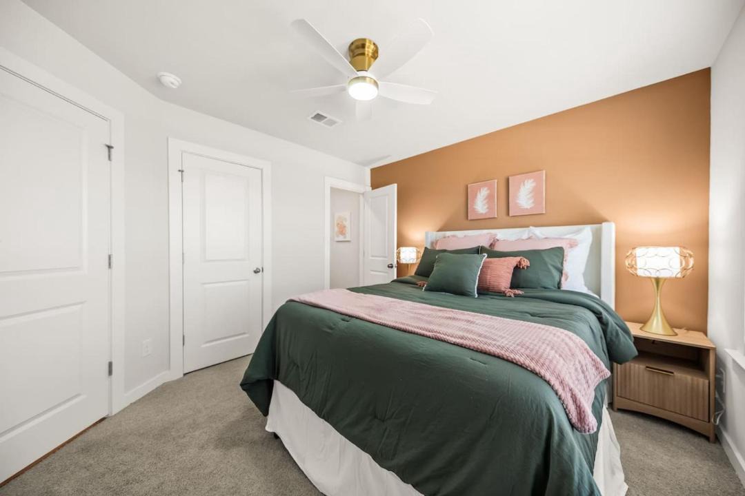 Photo of Bedroom in Summerville