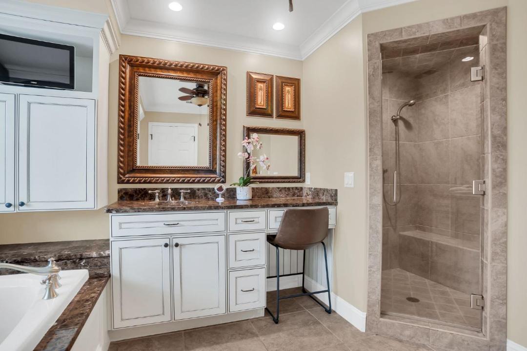 Photo of Bathroom in Harbour Town
