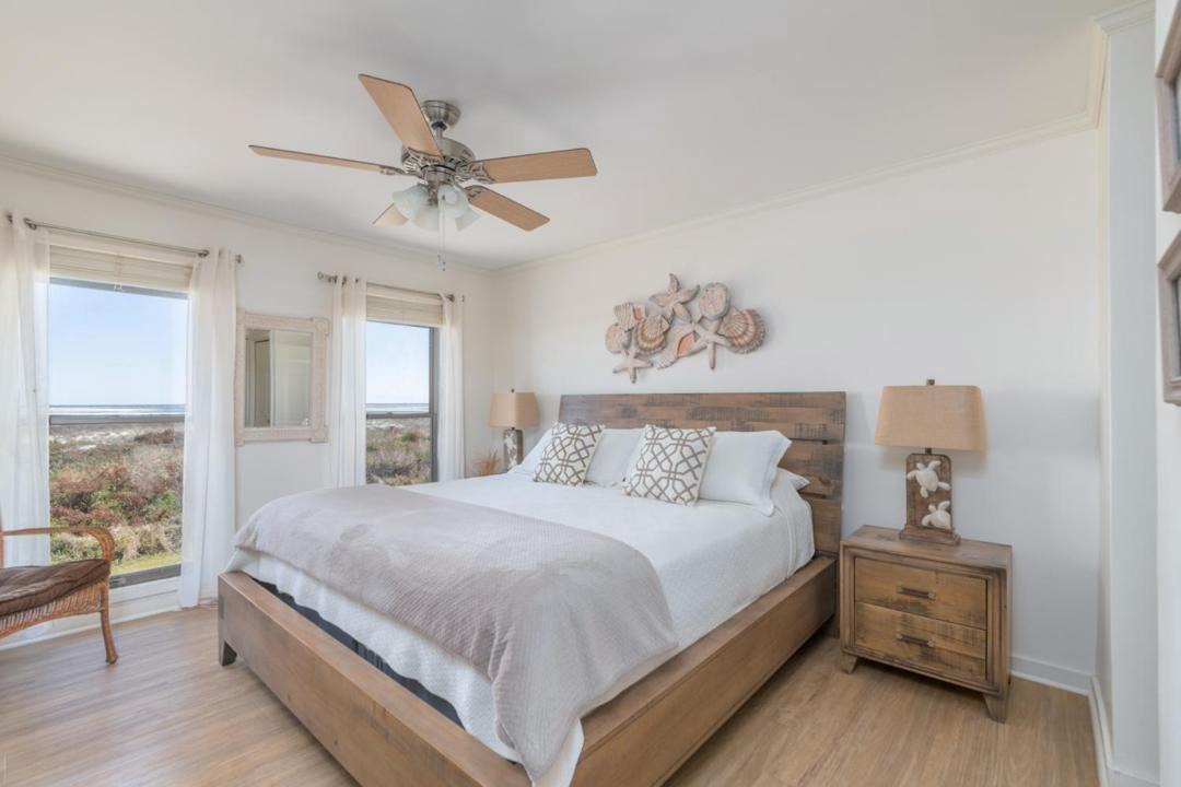 Photo of Bedroom in Oceanmarsh Subdivision
