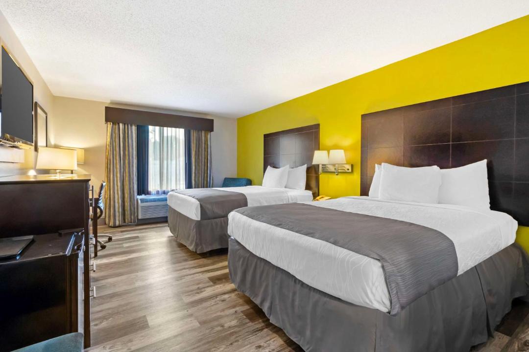 Photo of Bedroom in Ladson