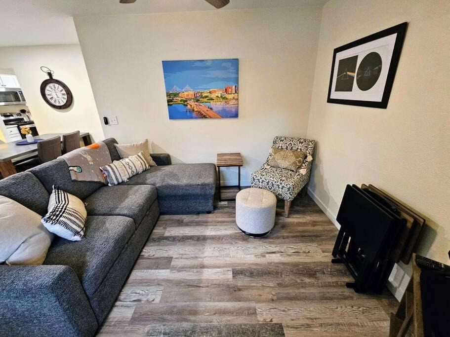 Photo of Livingroom in North Charleston