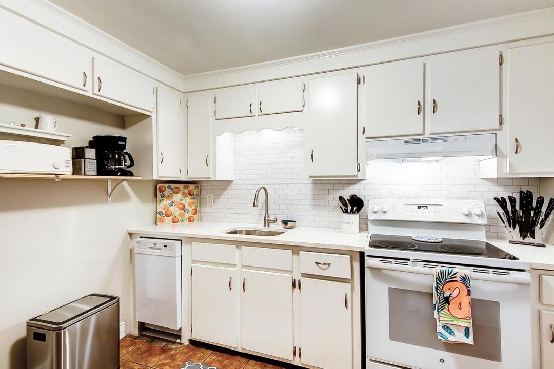 Photo of Kitchen in Cannonborough Elliotborough