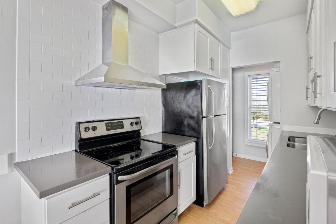 Photo of Kitchen in Sullivan's Island