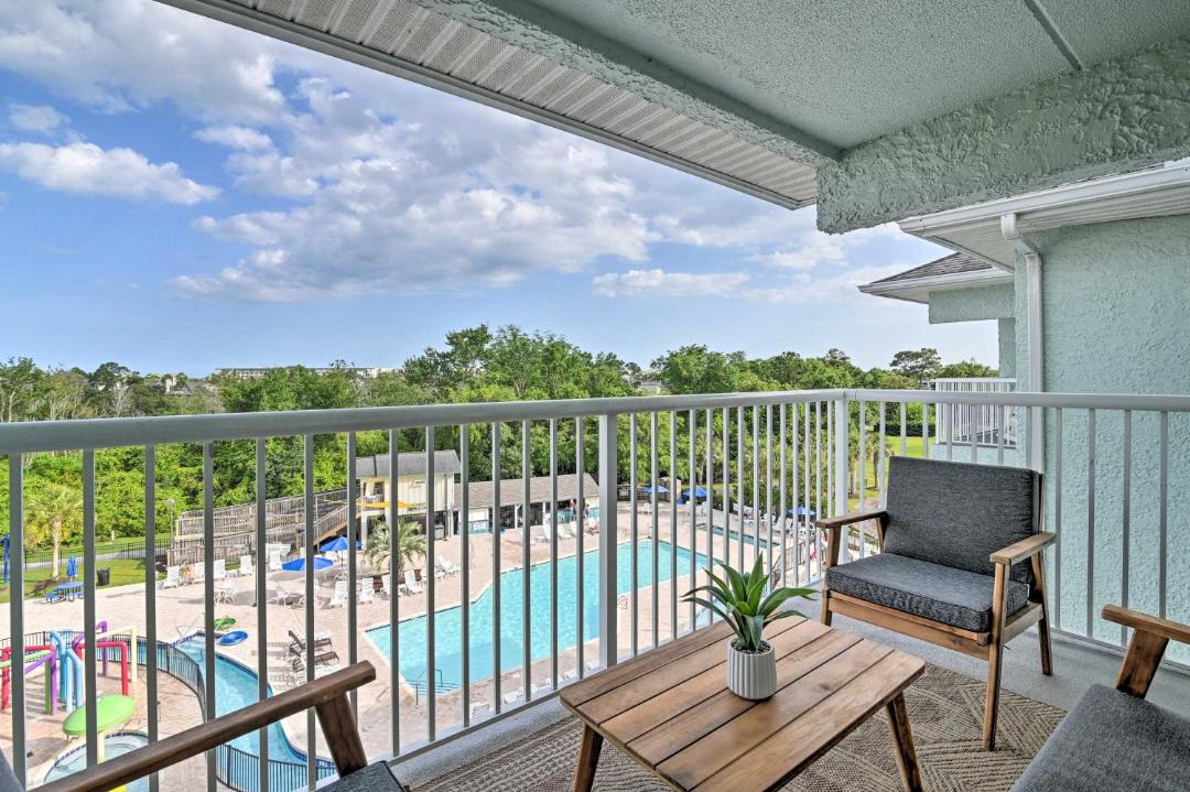 Photo of Patio Balcony in North Litchfield Beach