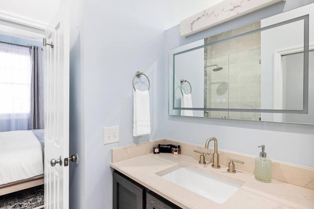 Photo of Bathroom in Cannonborough Elliotborough
