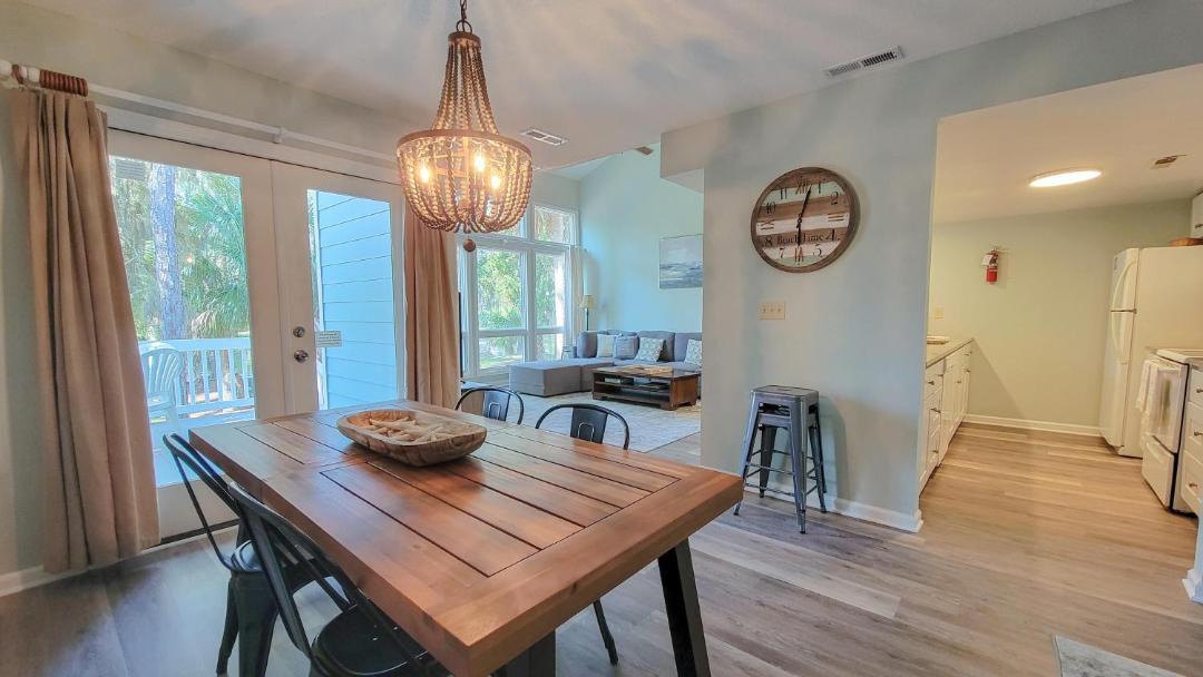 Photo of Livingroom in Ocean Ridge