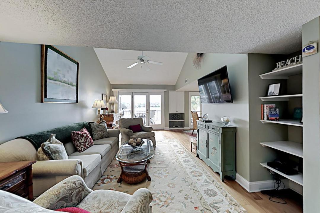 Photo of Livingroom in Litchfield by the Sea