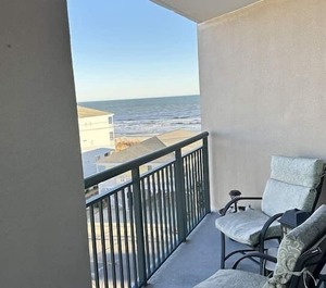 Yacht Club Villas 