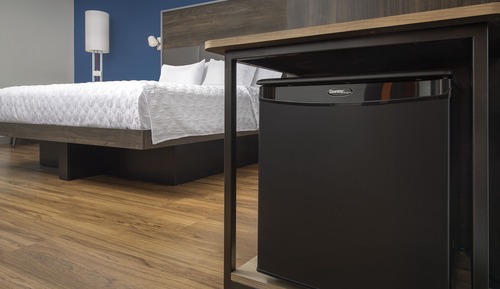 Room, 1 King Bed, Accessible, Bathtub